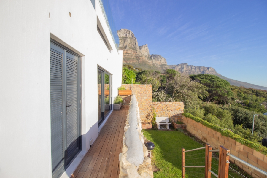 11 Bedroom Property for Sale in Camps Bay Western Cape